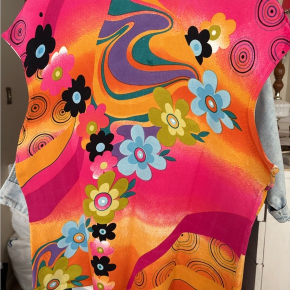 Floral Multicolor Women's Top - Picture 3 of 3